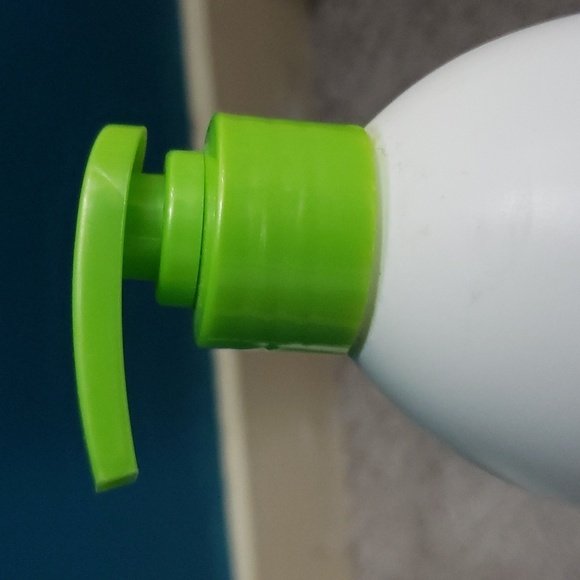 Discontinued and rare nature's gate pomegranate sunflower body wash vegan 532 mL - Picture 3 of 5